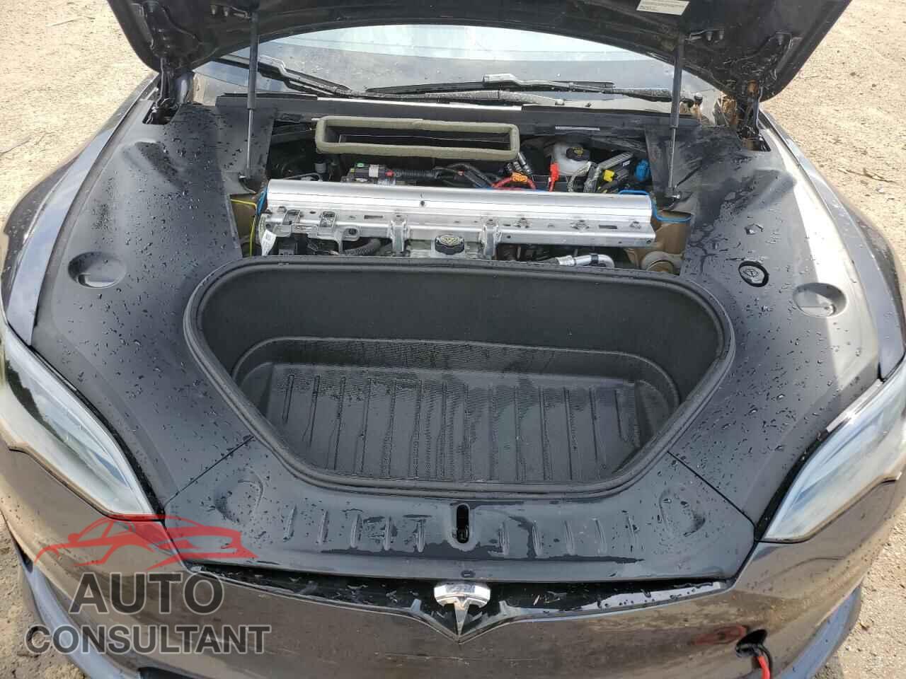 TESLA MODEL S 2023 - 5YJSA1E56PF518917