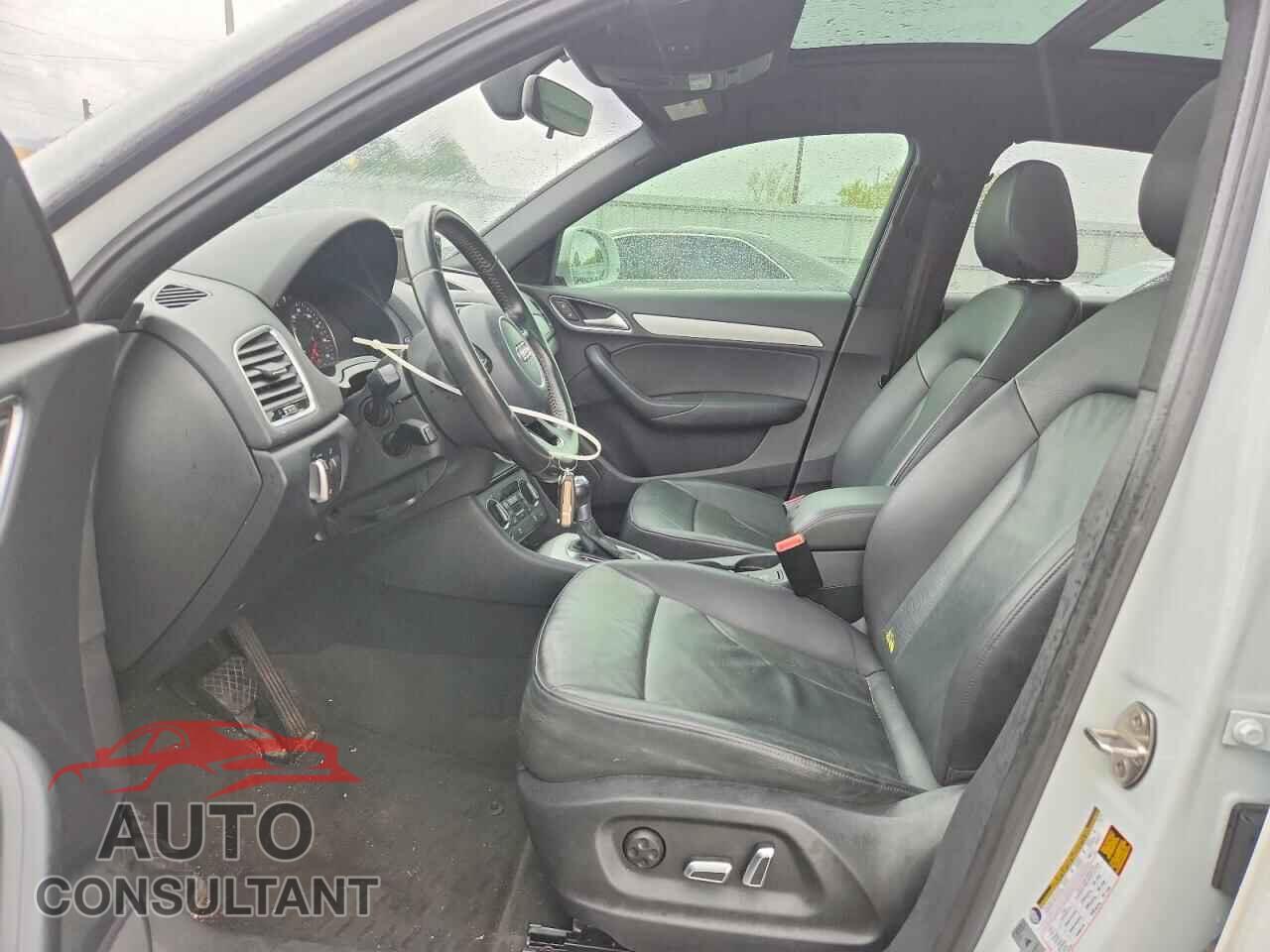 AUDI Q3 2017 - WA1ECCFS6HR016065