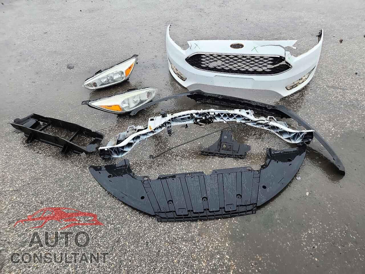 FORD FOCUS 2017 - 1FADP3K27HL208244