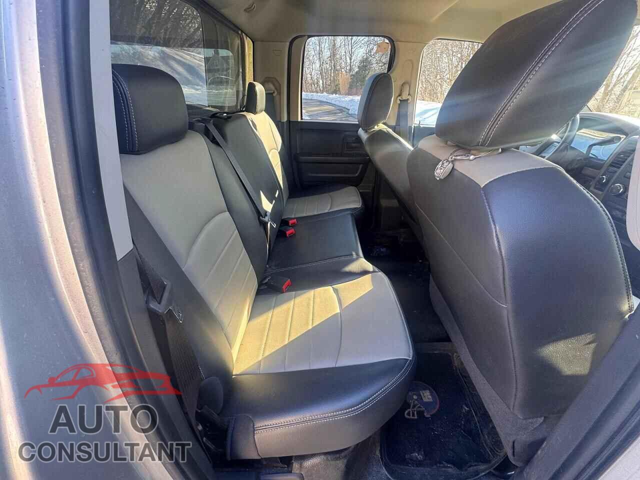 DODGE RAM 1500 2010 - 1D7RV1GP8AS257937