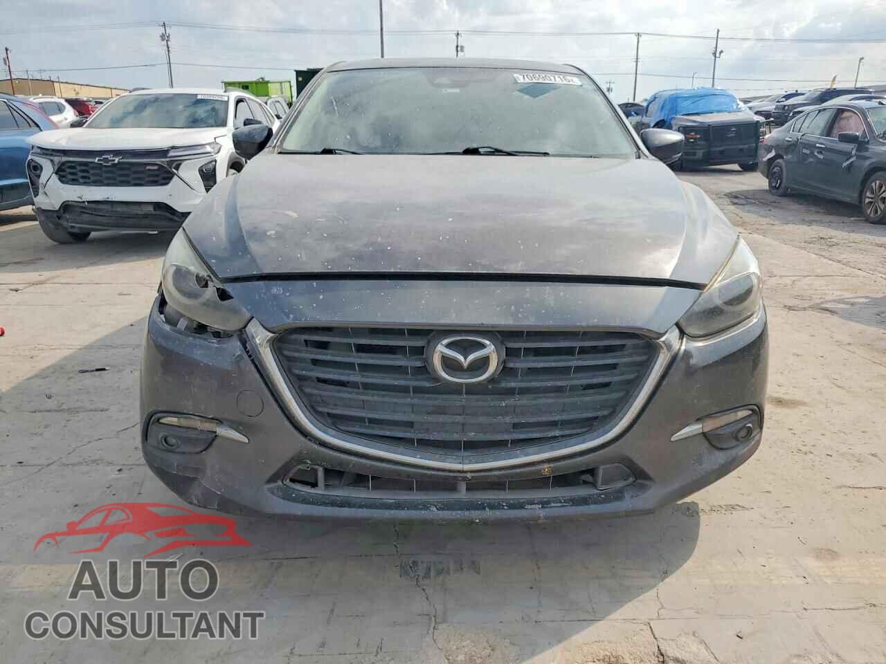 MAZDA 3 2018 - 3MZBN1M33JM194927