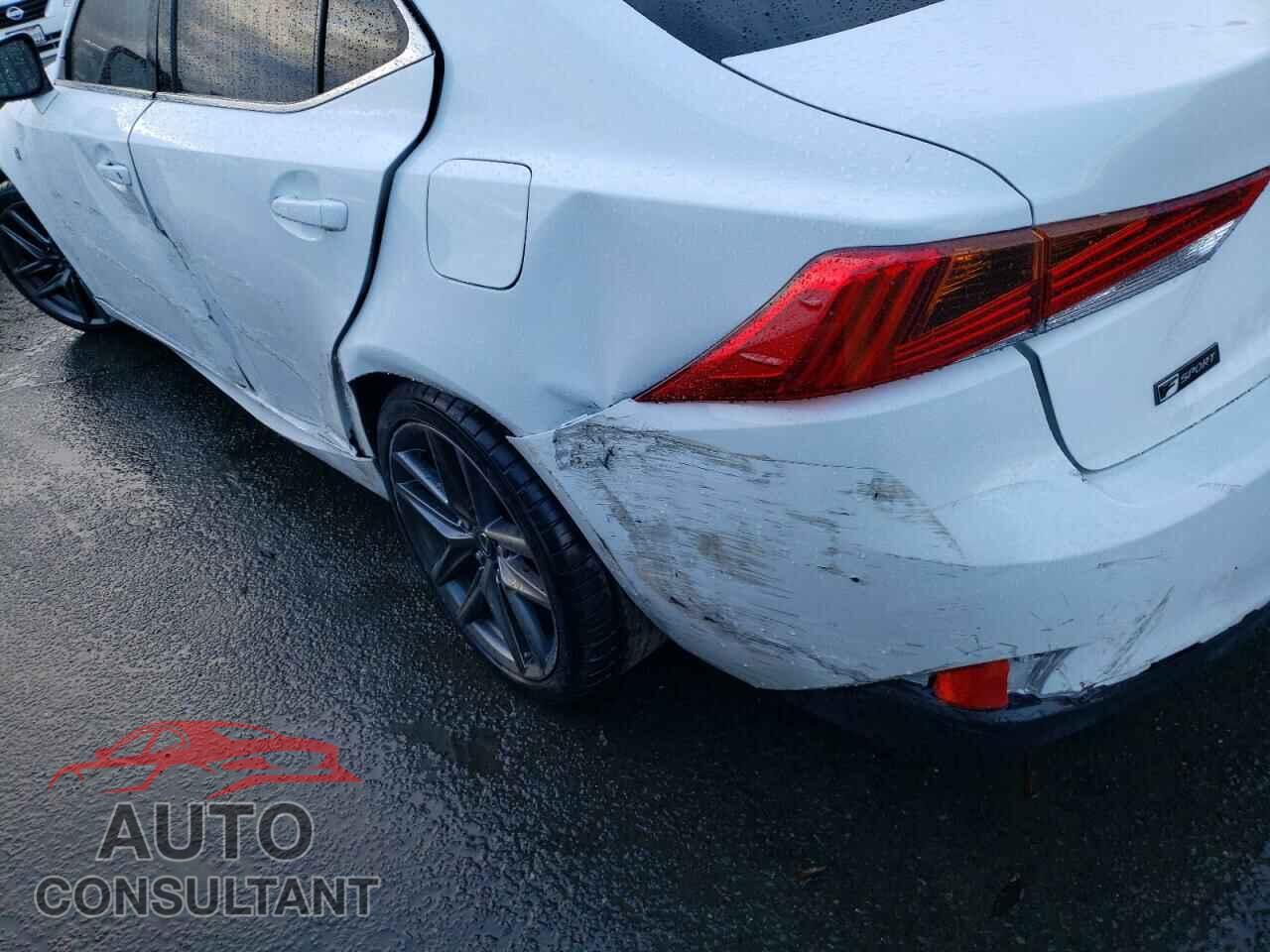 LEXUS IS 2017 - JTHBA1D25H5057881