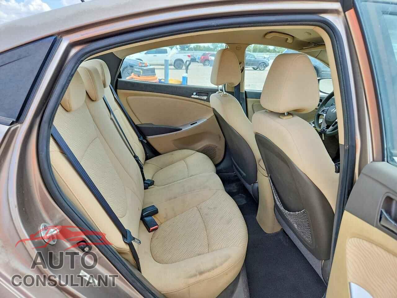 HYUNDAI ACCENT 2012 - KMHCU4AE5CU098440