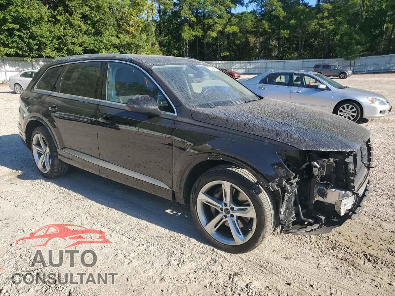 AUDI Q7 2019 - WA1VAAF76KD005982