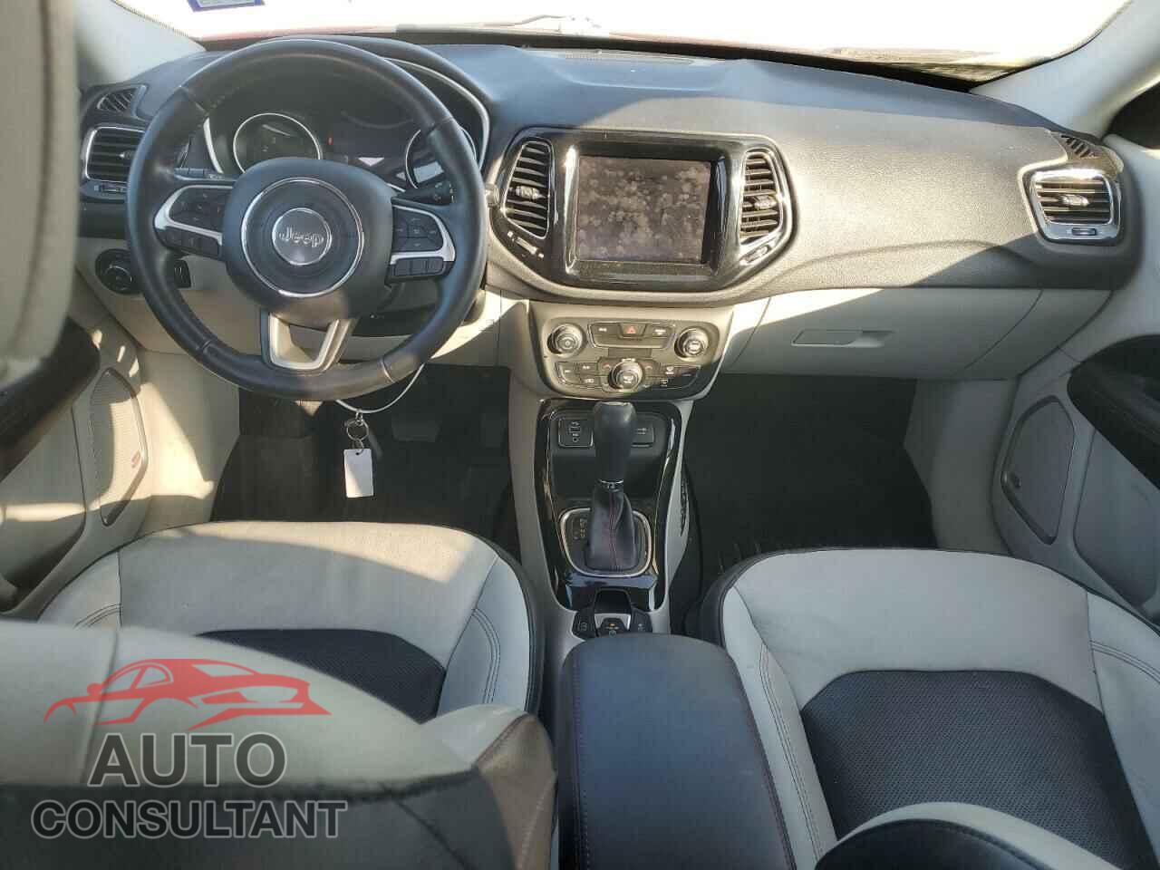 JEEP COMPASS 2018 - 3C4NJCCB4JT267647
