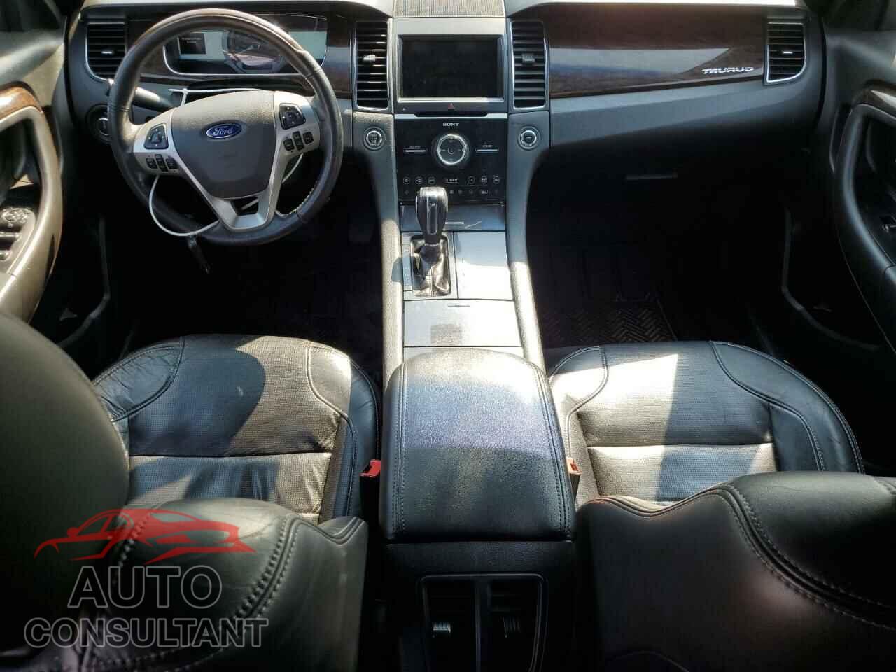 FORD TAURUS 2017 - 1FAHP2F82HG108314