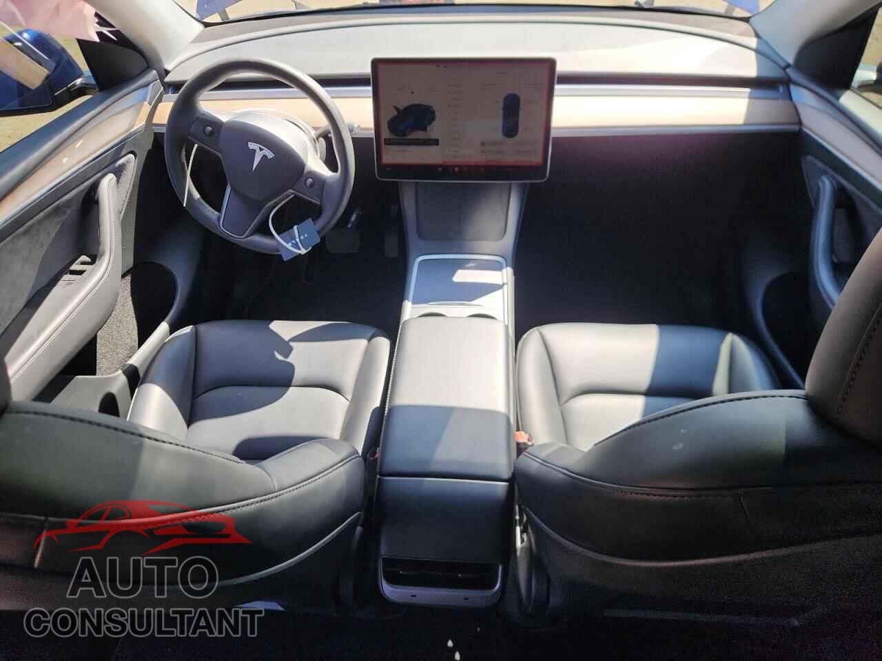 TESLA MODEL Y 2023 - 7SAYGDEE7PF856596