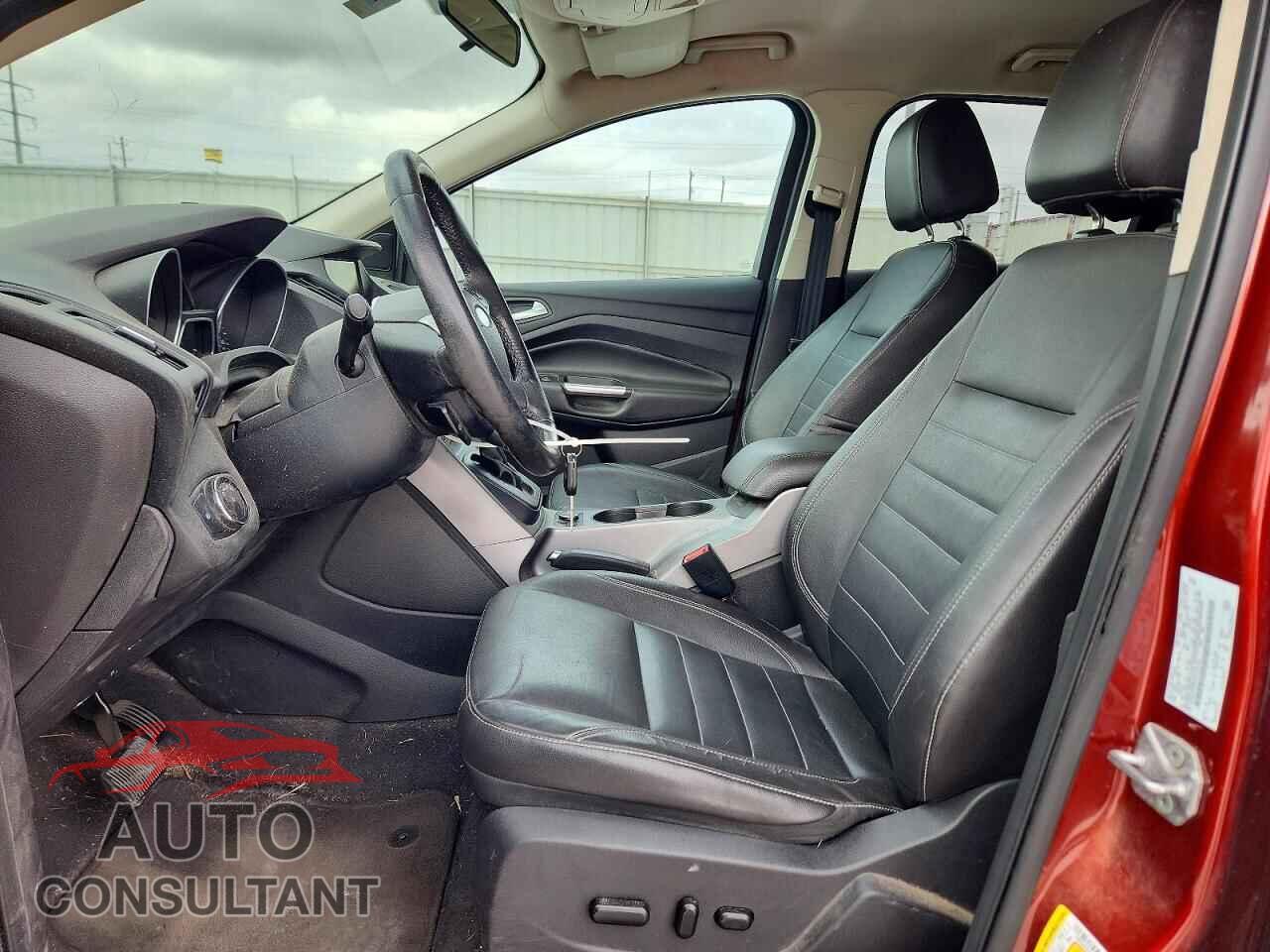 FORD ESCAPE 2014 - 1FMCU0G9XEUC29755
