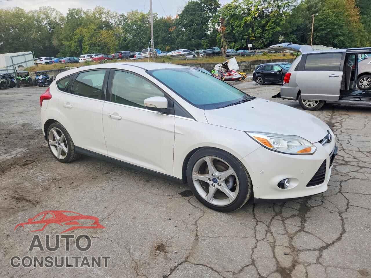 FORD FOCUS 2012 - 1FAHP3N29CL462589