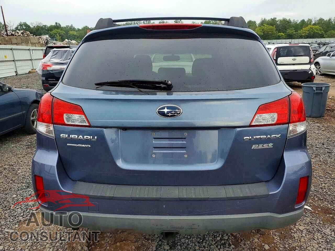 SUBARU OUTBACK 2013 - 4S4BRBGC0D3256746