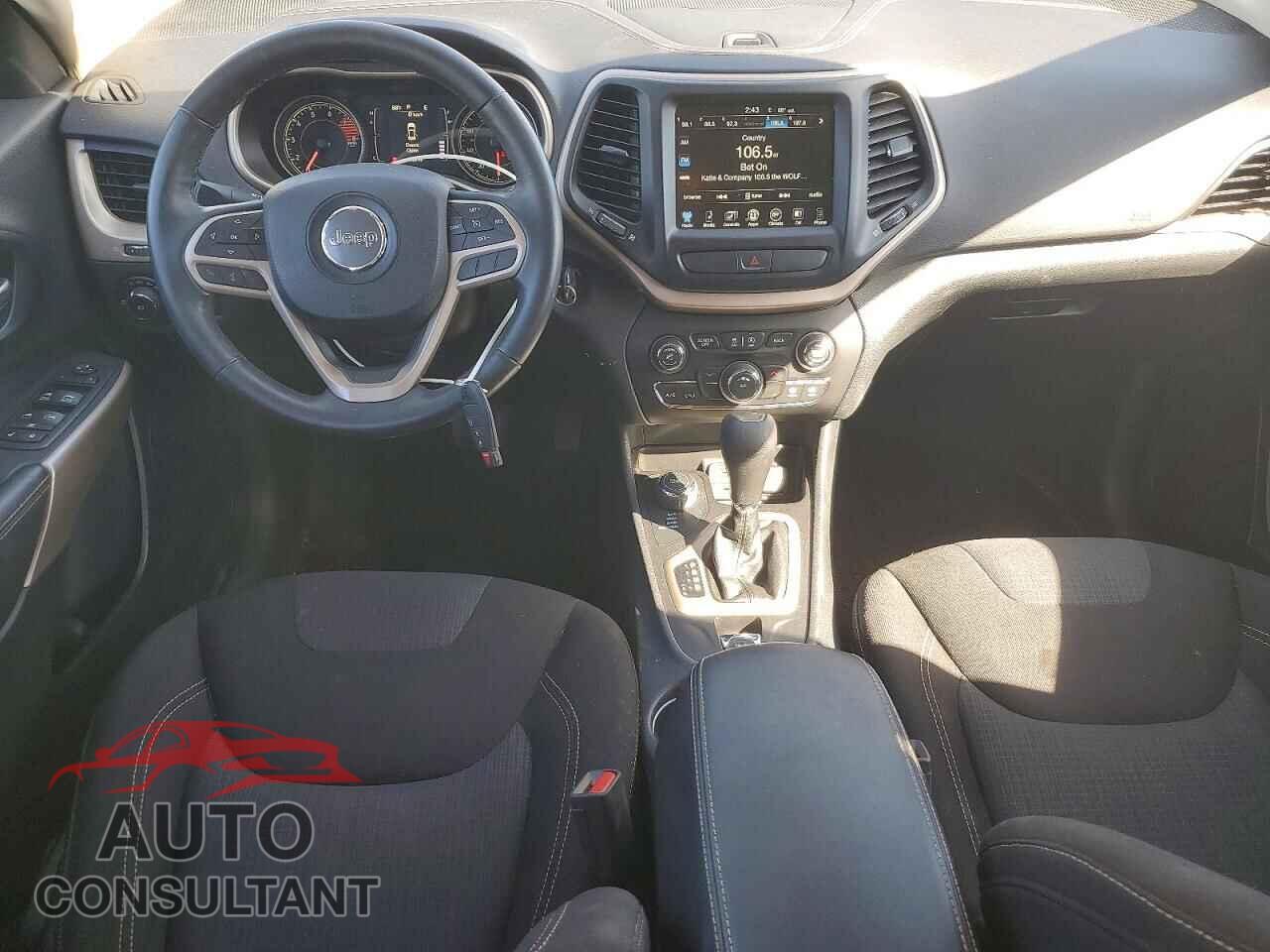 JEEP CHEROKEE 2017 - 1C4PJMCS2HW587844