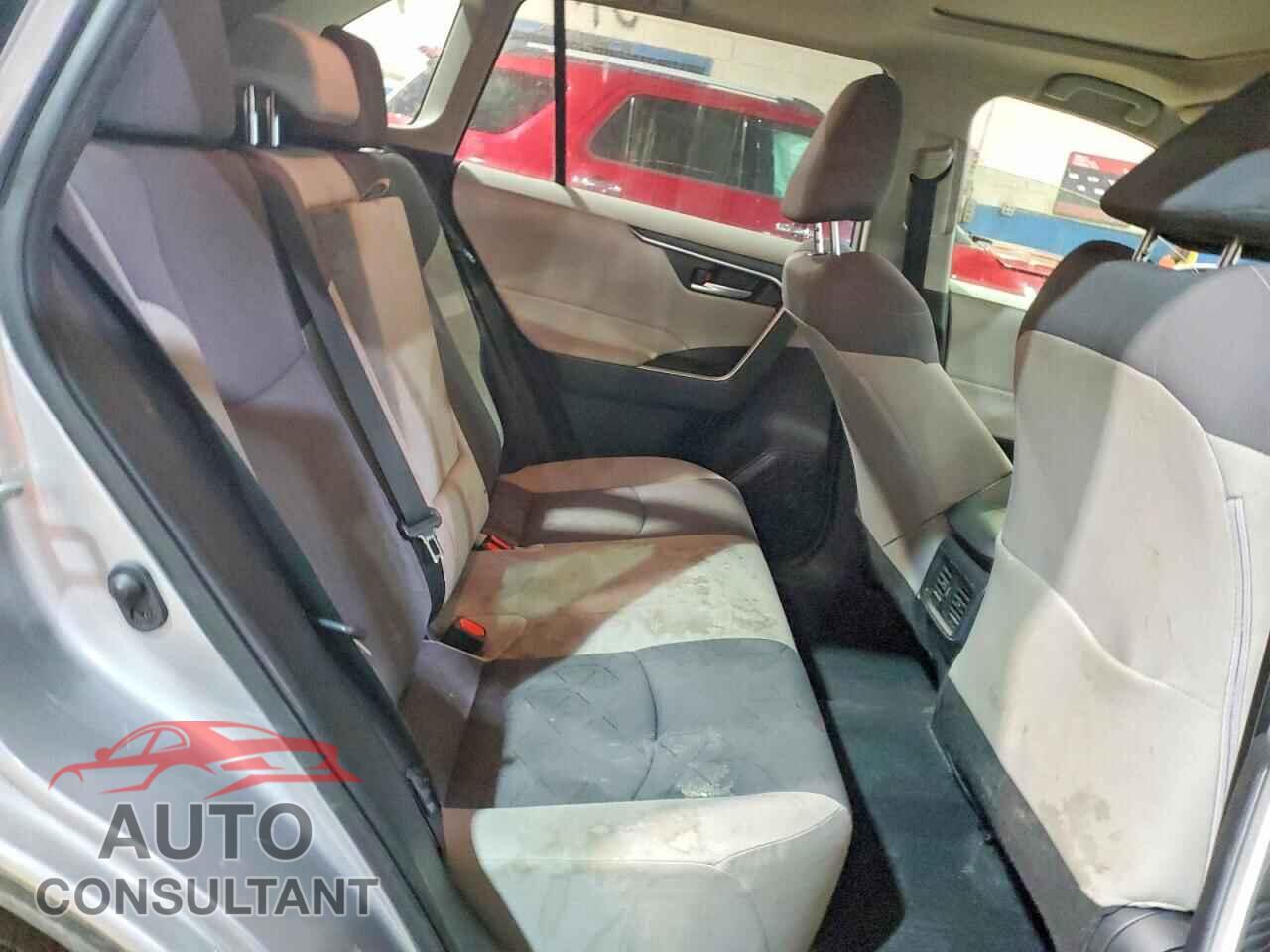 TOYOTA RAV4 2020 - JTMP1RFV5LD528150
