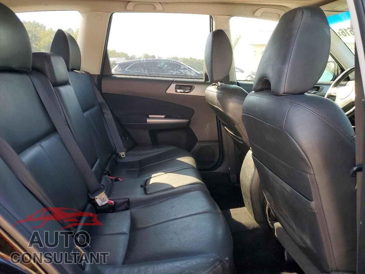 SUBARU FORESTER 2011 - JF2SHAEC0BH768500