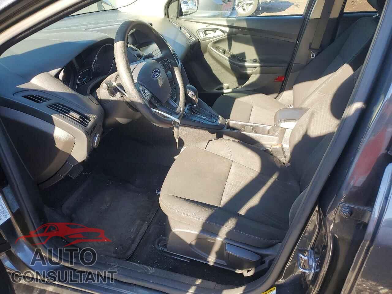 FORD FOCUS 2018 - 1FADP3FE0JL215093
