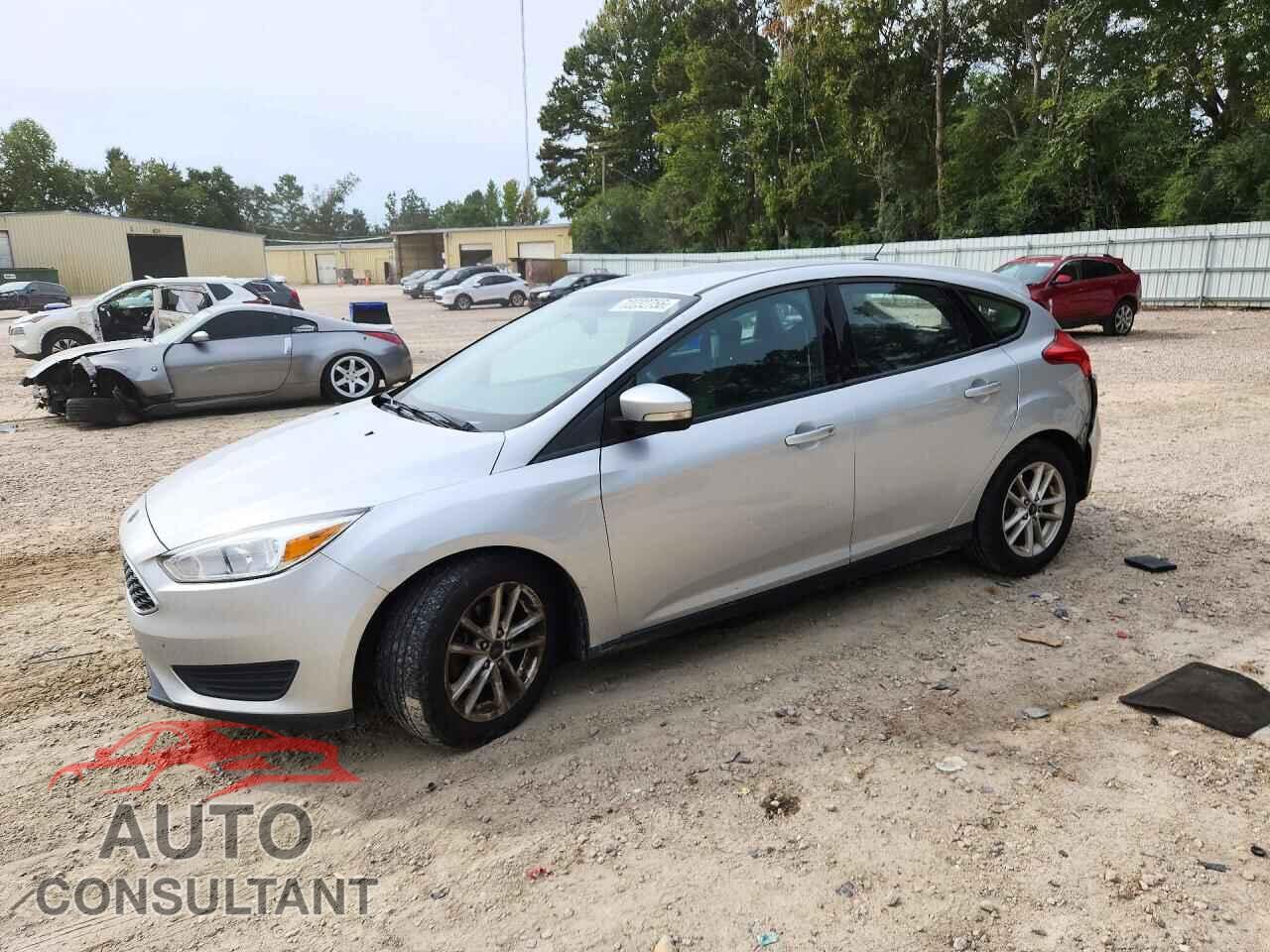 FORD FOCUS 2015 - 1FADP3K24FL291368