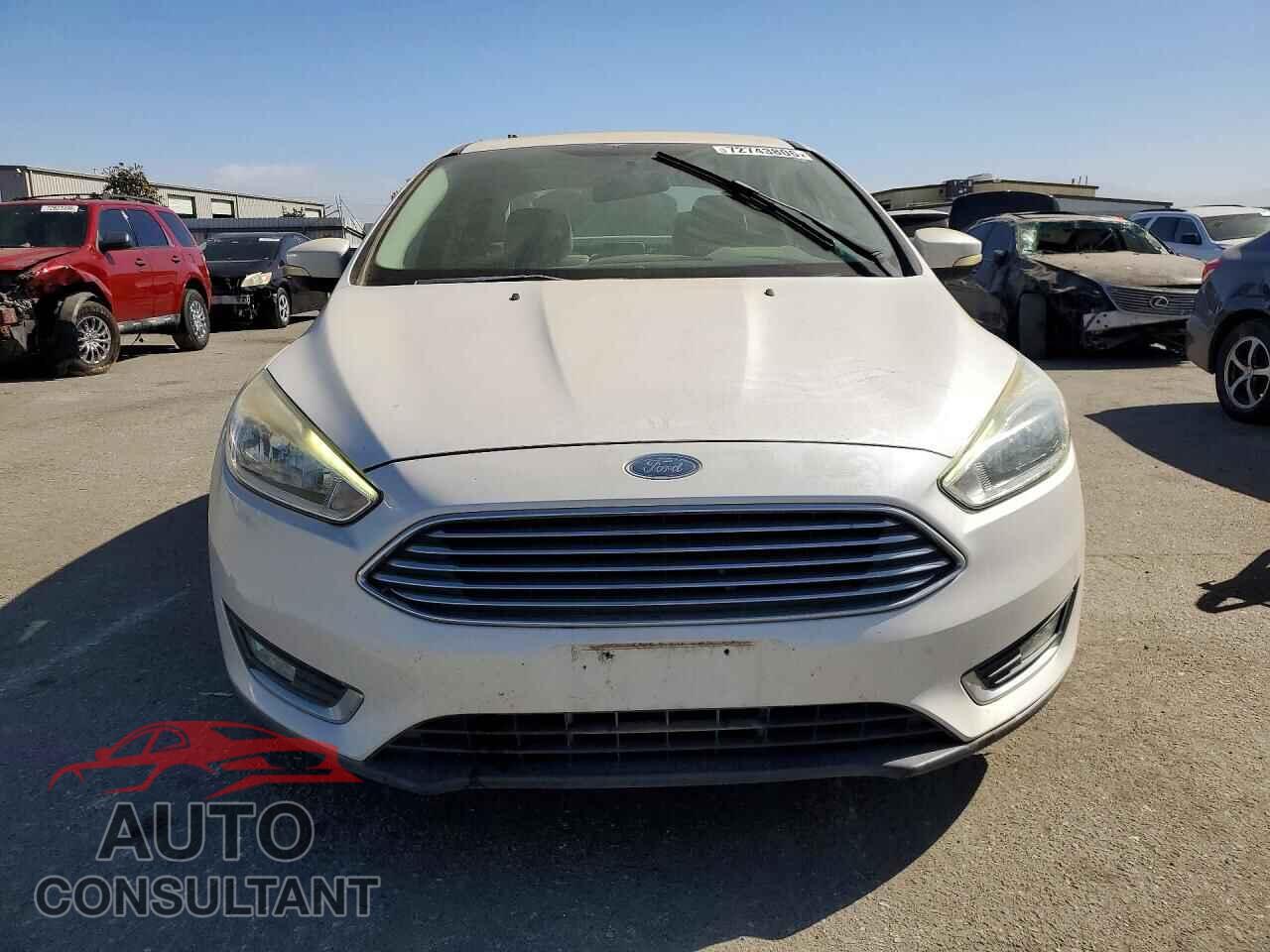 FORD FOCUS 2017 - 1FADP3J22HL260740