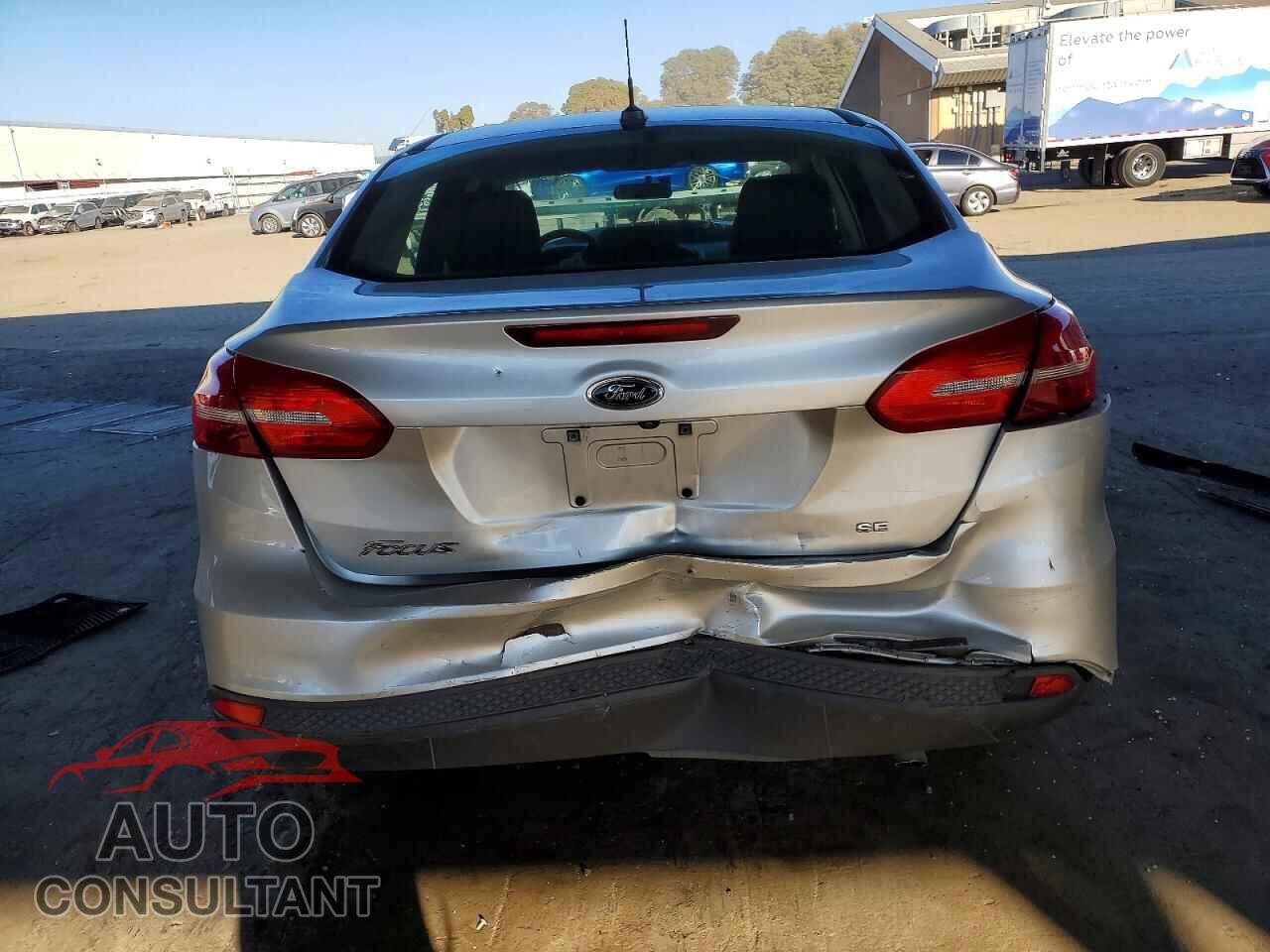 FORD FOCUS 2017 - 1FADP3F21HL215619