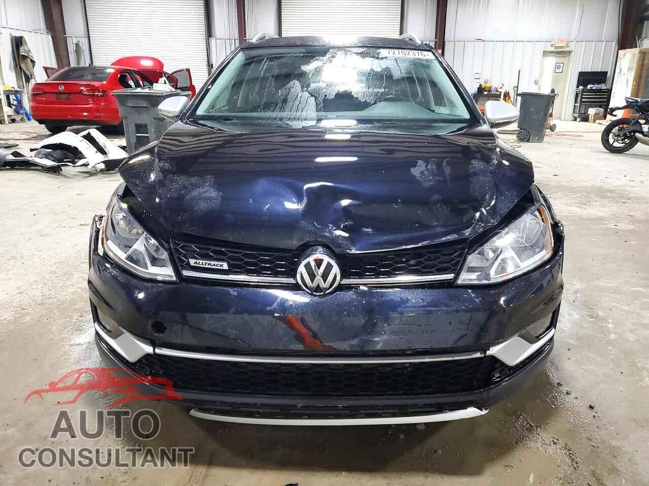 VOLKSWAGEN GOLF 2017 - 3VWH17AU4HM539267