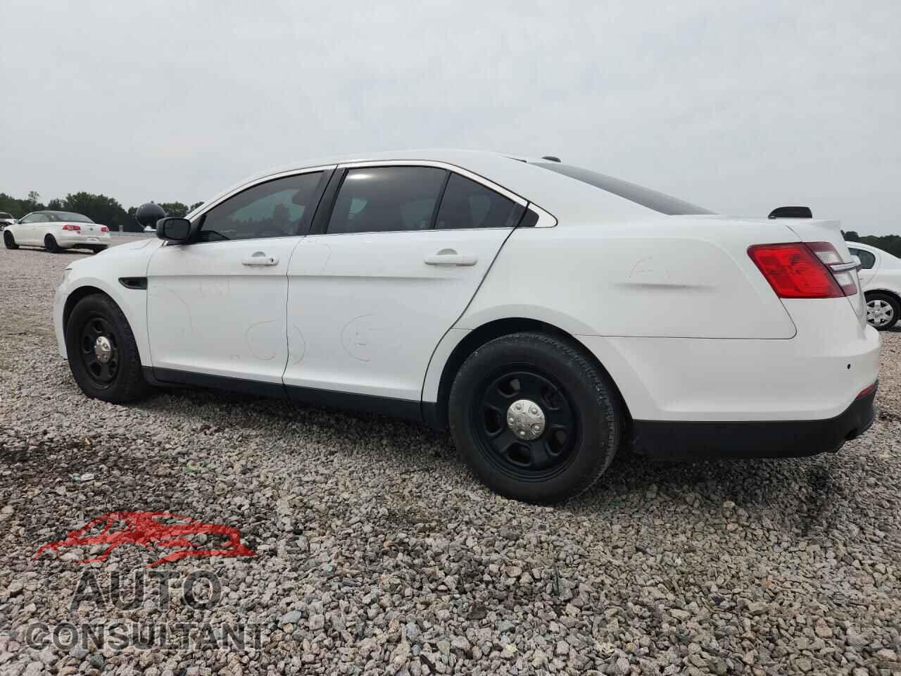 FORD TAURUS 2018 - 1FAHP2L81JG141525
