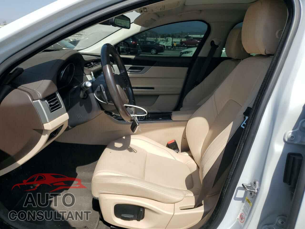 JAGUAR XF 2016 - SAJBD4BV9GCY21427