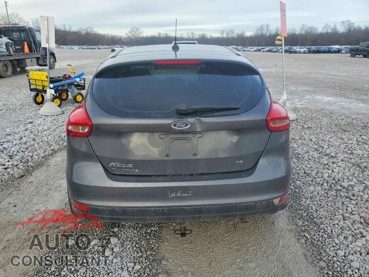FORD FOCUS 2017 - 1FADP3K25HL310657