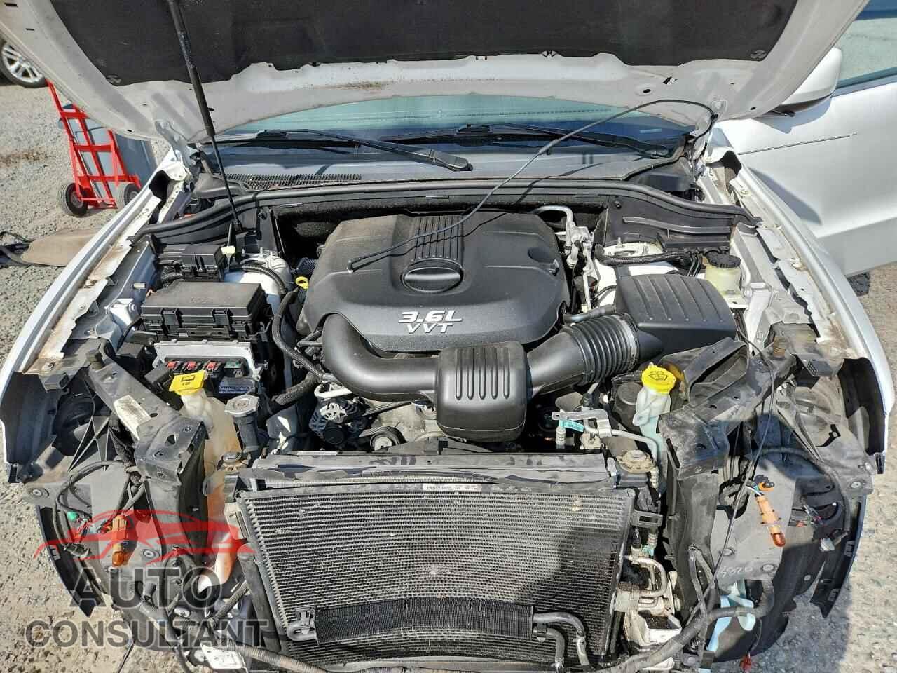 DODGE DURANGO 2013 - 1C4RDHAG2DC617040