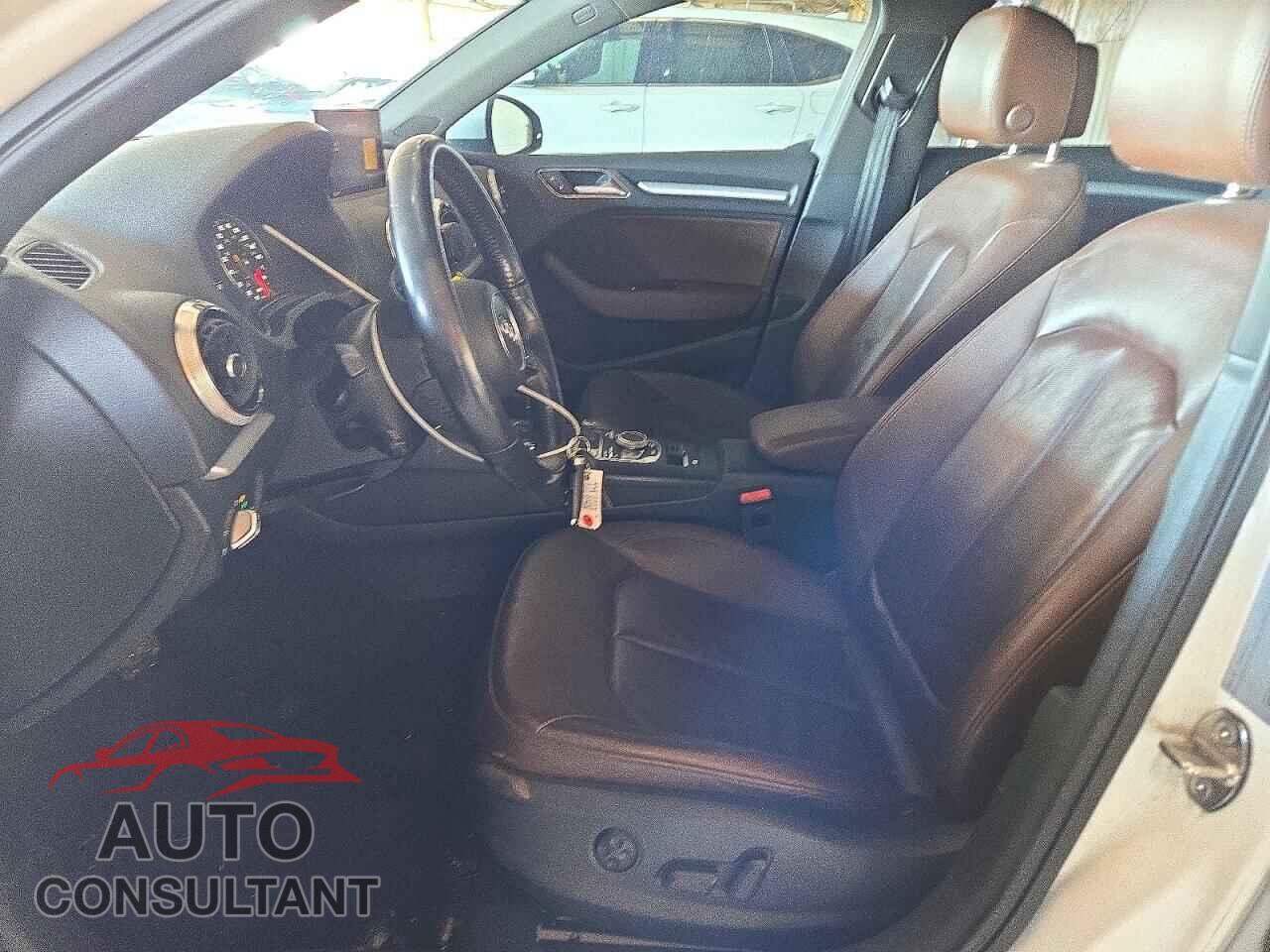 AUDI A3 2018 - WAUAUGFF1J1053621