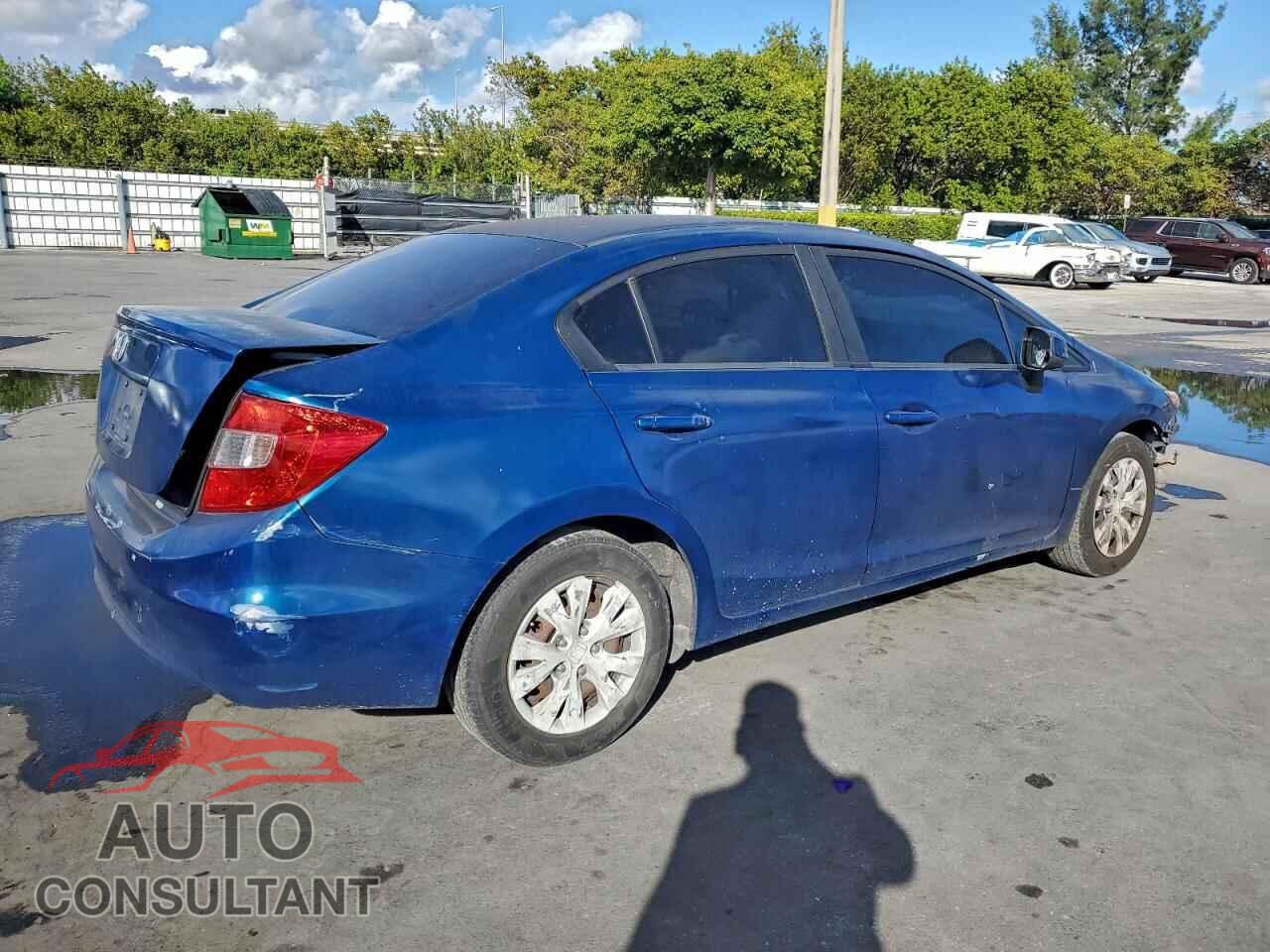 HONDA CIVIC 2012 - 2HGFB2F55CH542456