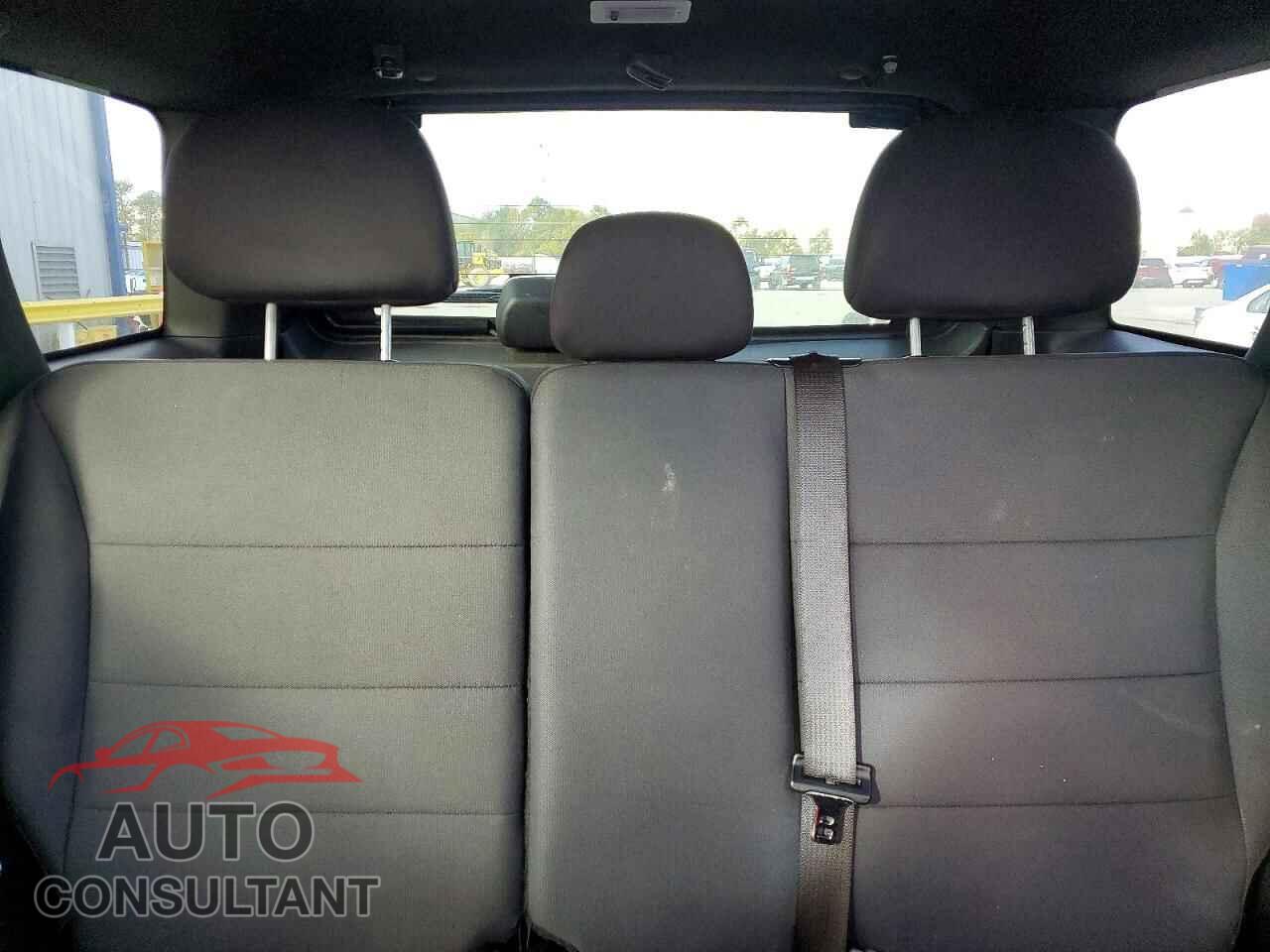 FORD ESCAPE 2012 - 1FMCU0D70CKA84379