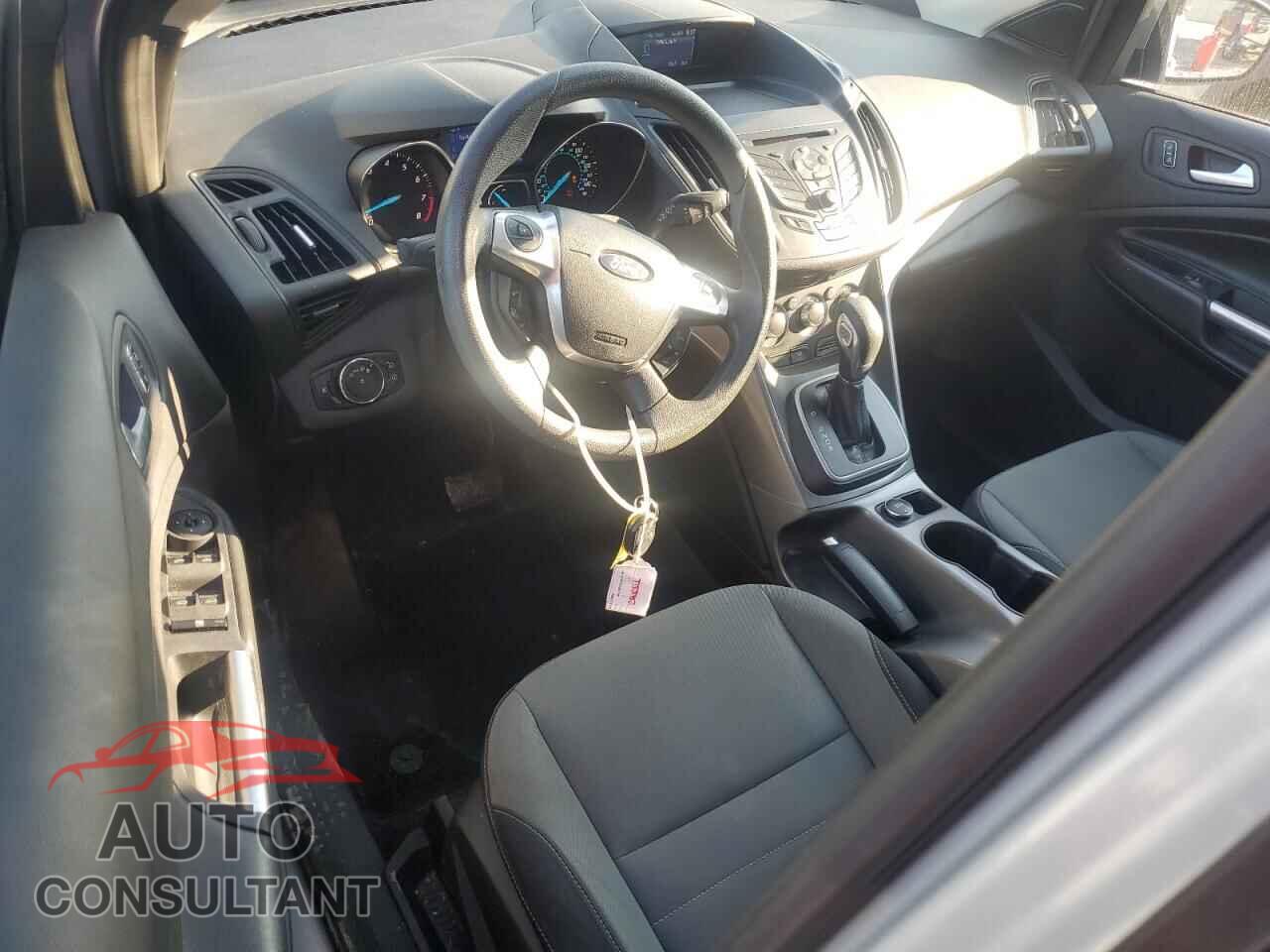 FORD ESCAPE 2013 - 1FMCU0GX8DUB08963