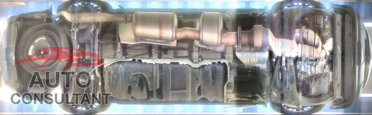 NISSAN PATHFINDER 2017 - 5N1DR2MN7HC614011