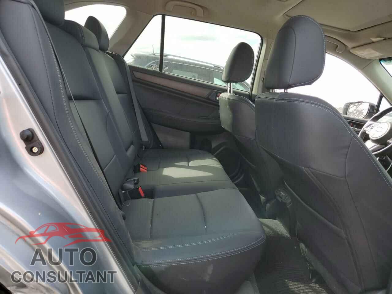 SUBARU OUTBACK 2018 - 4S4BSANC6J3369260
