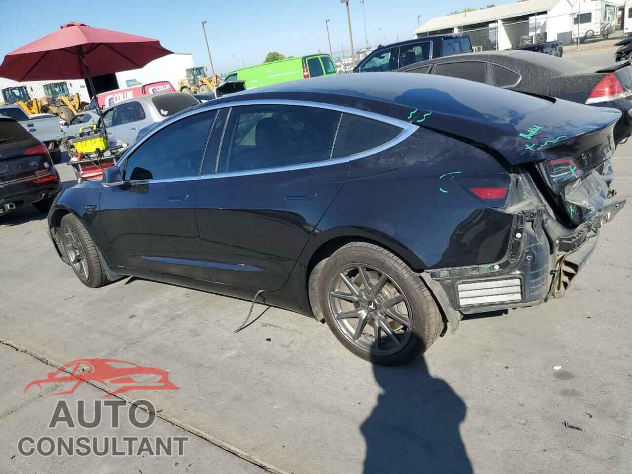 TESLA MODEL 3 2018 - 5YJ3E1EB3JF070836