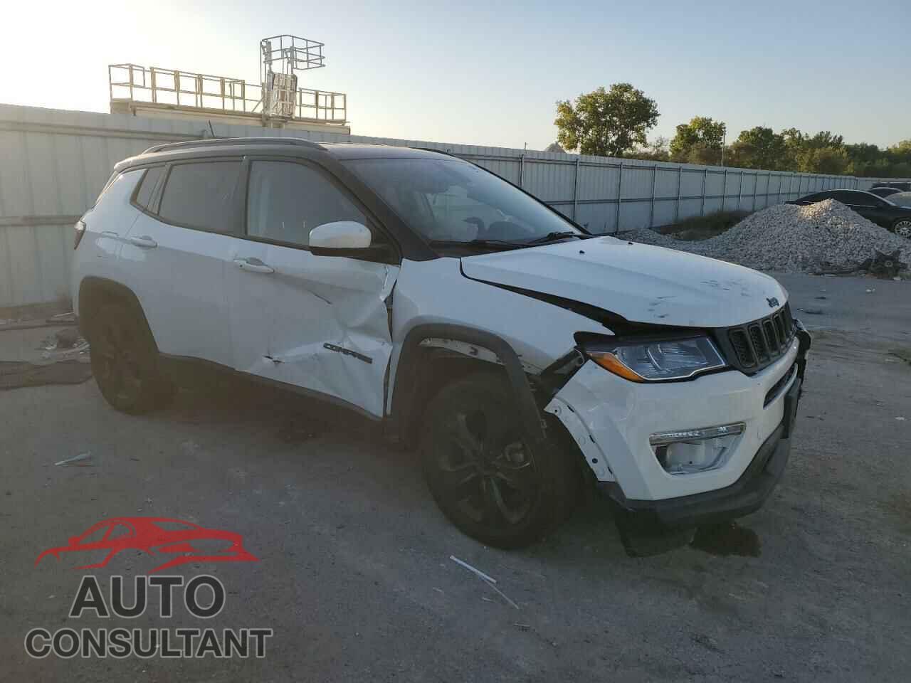 JEEP COMPASS 2020 - 3C4NJCBB9LT141160