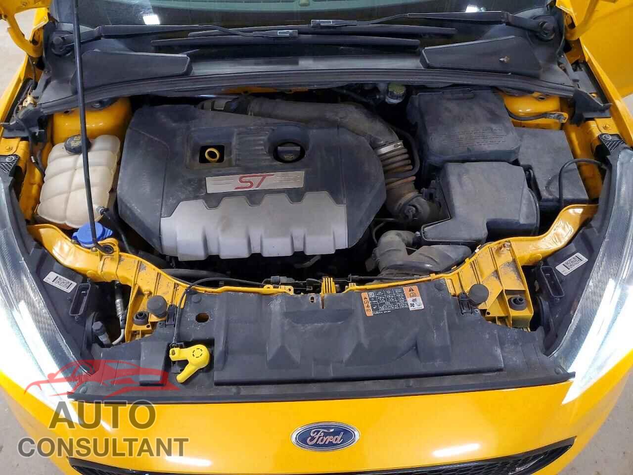 FORD FOCUS 2015 - 1FADP3L96FL241065