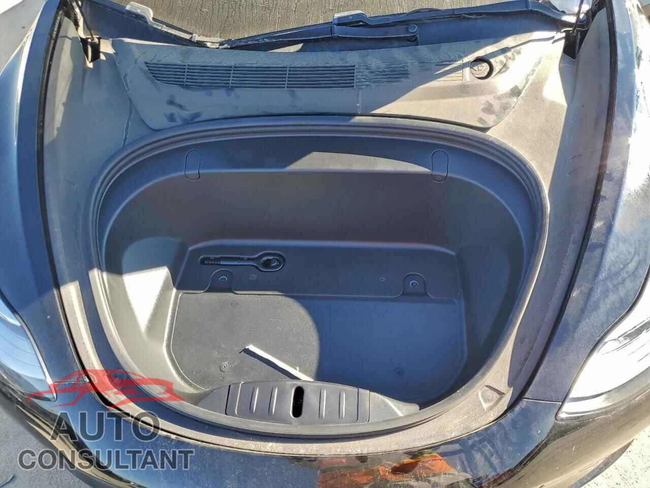 TESLA MODEL 3 2019 - 5YJ3E1EA9KF399260