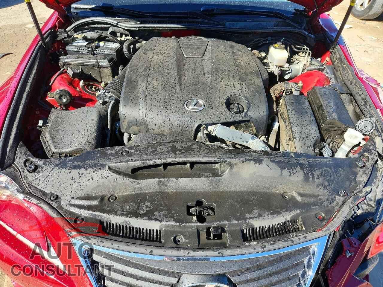 LEXUS IS 2015 - JTHCF1D22F5017941