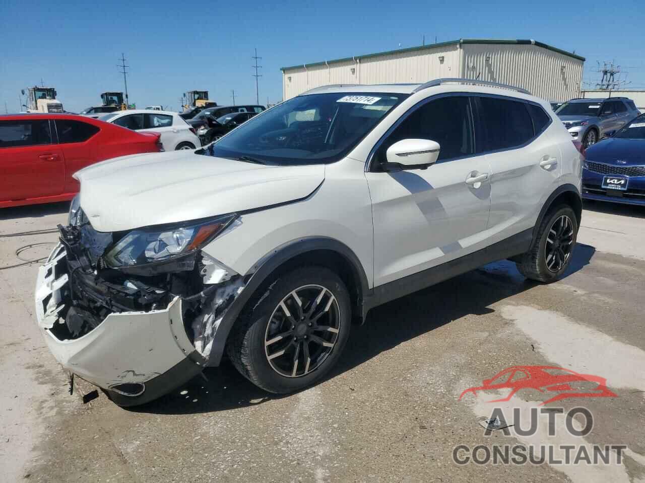 NISSAN ROGUE 2017 - JN1BJ1CP5HW035309