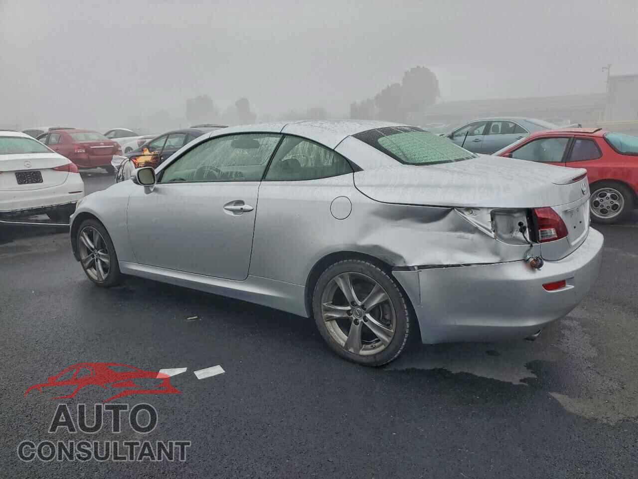 LEXUS IS 2014 - JTHFF2C23E2531396