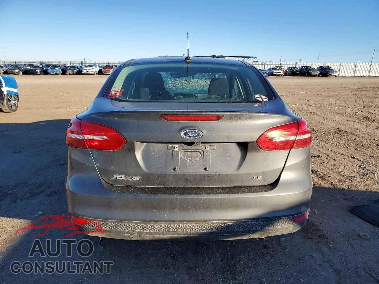 FORD FOCUS 2017 - 1FADP3F28HL315748