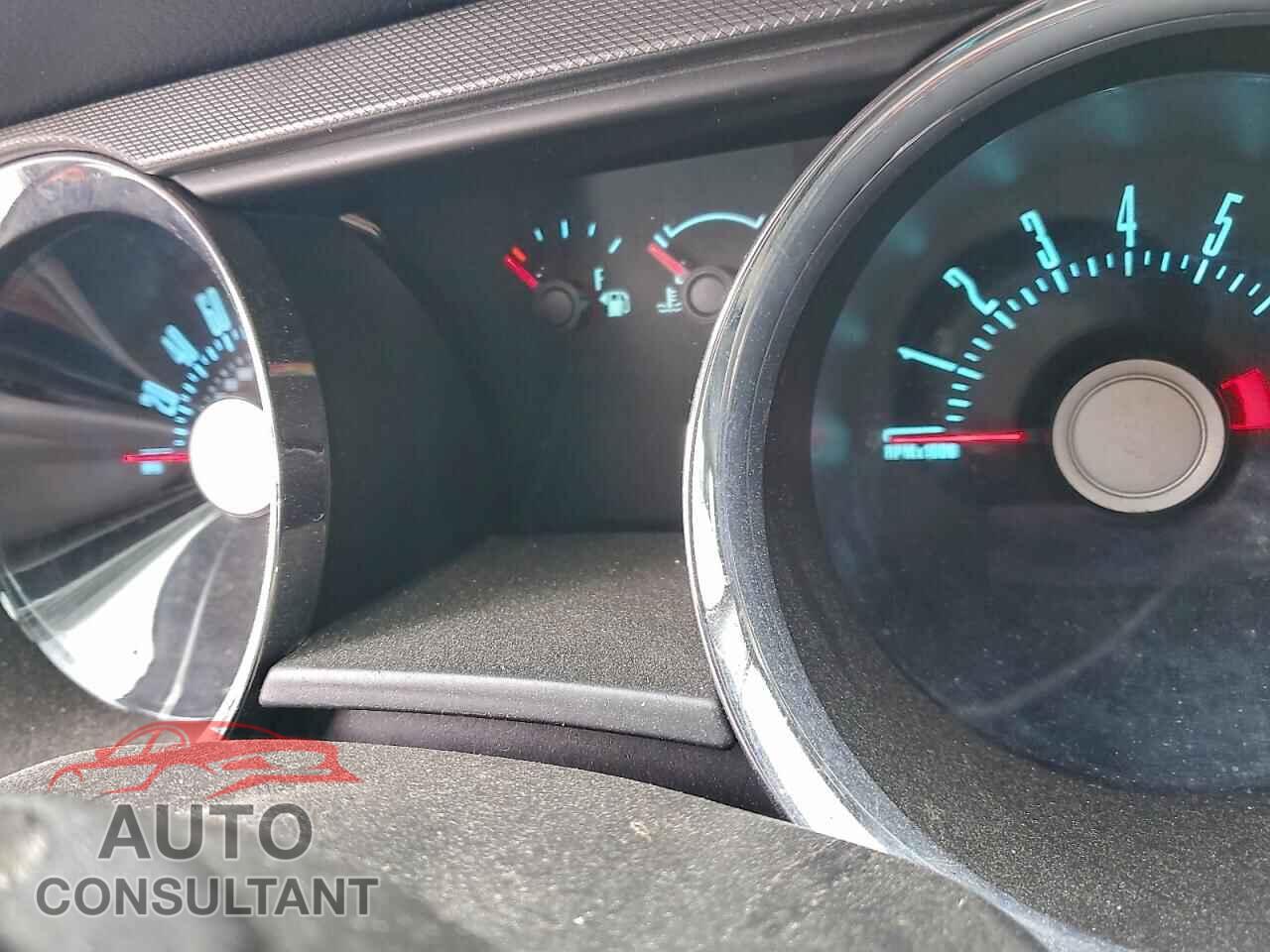 FORD MUSTANG 2012 - 1ZVBP8CF2C5284769
