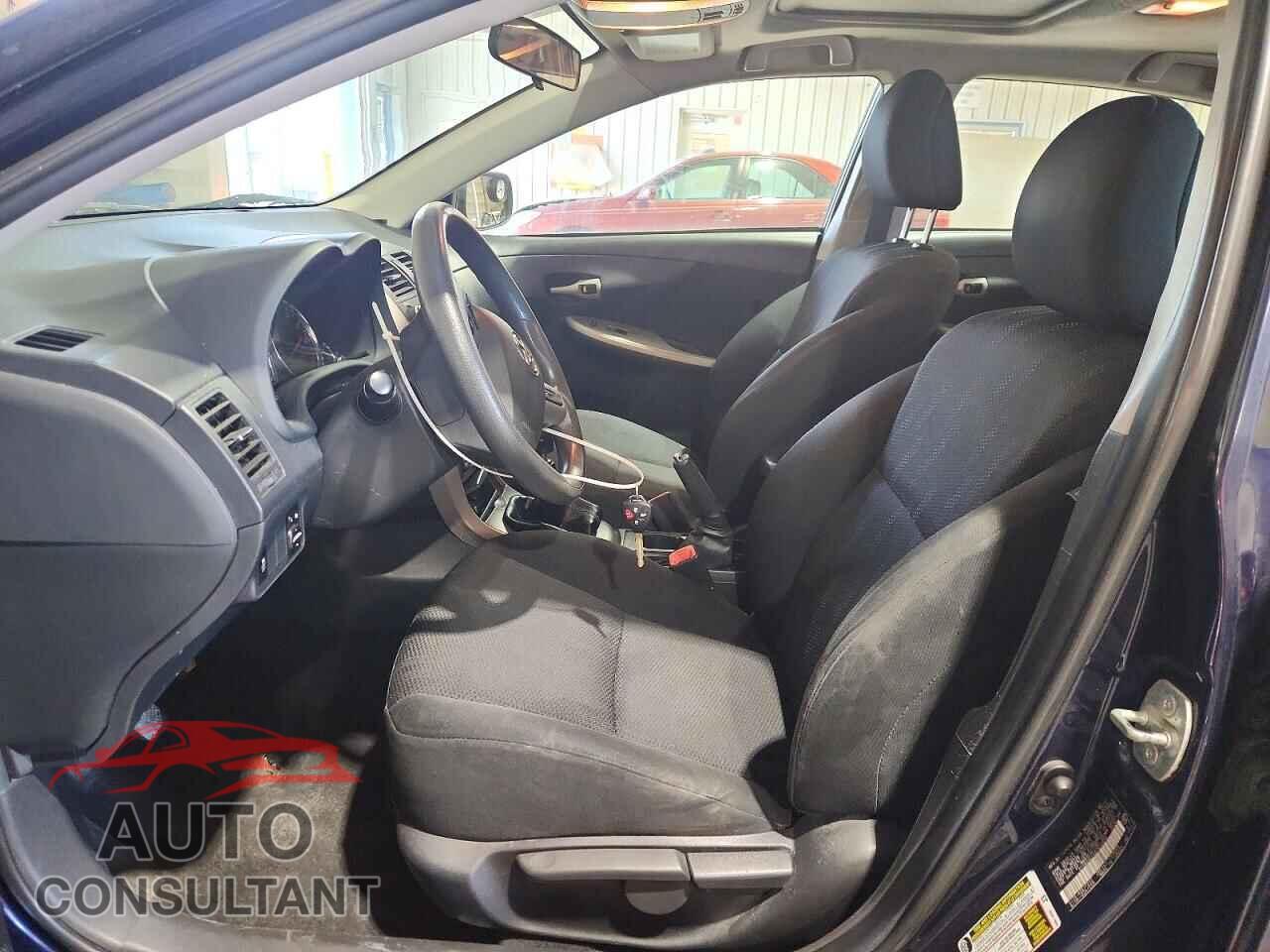 TOYOTA COROLLA 2011 - 2T1BU4EE6BC615654