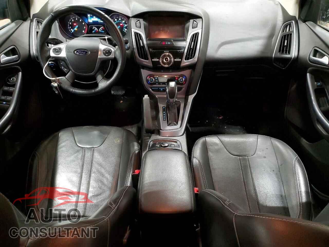 FORD FOCUS 2014 - 1FADP3J2XEL197849