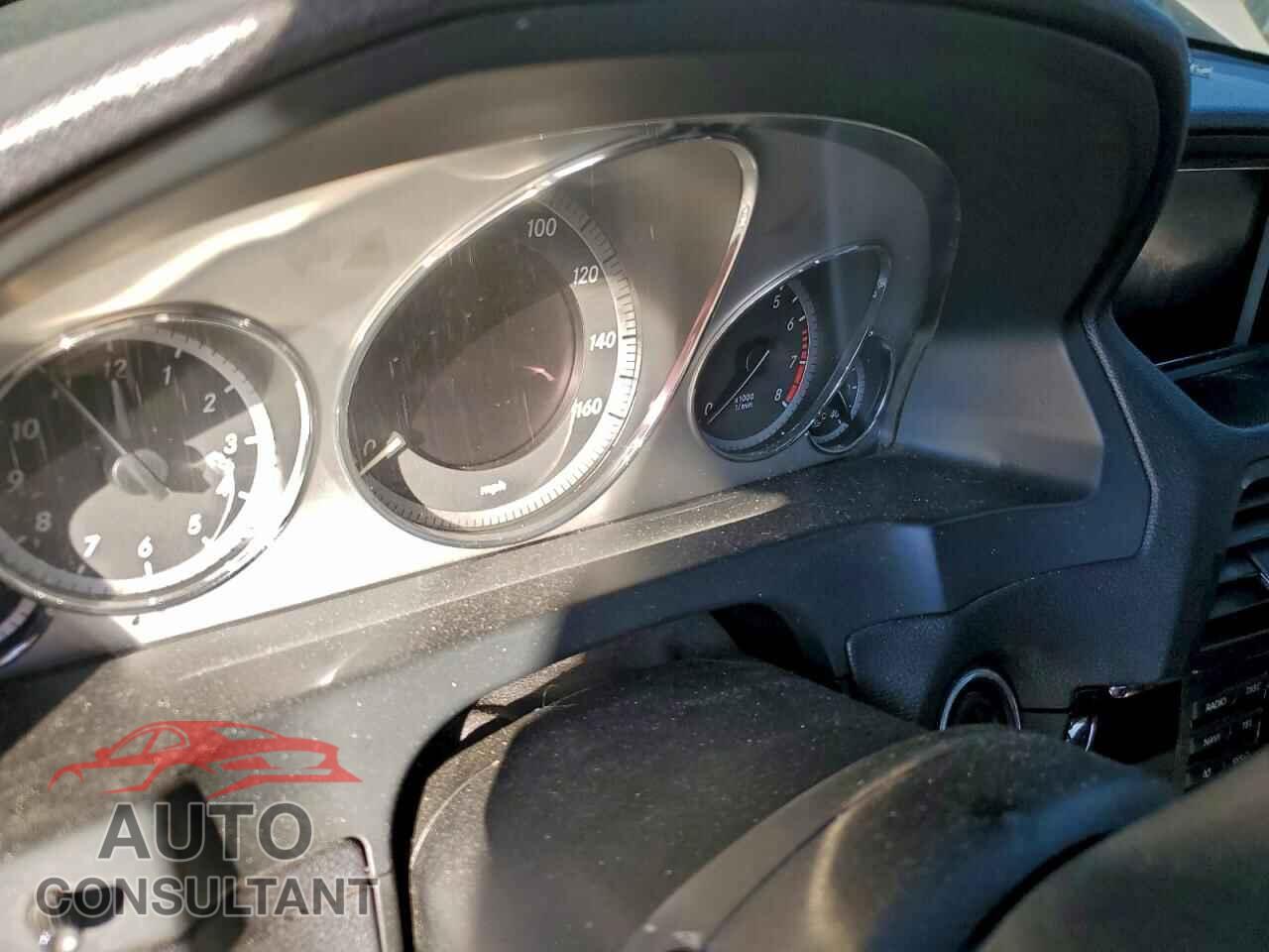 MERCEDES-BENZ E-CLASS 2012 - WDDKJ5KB8CF133291