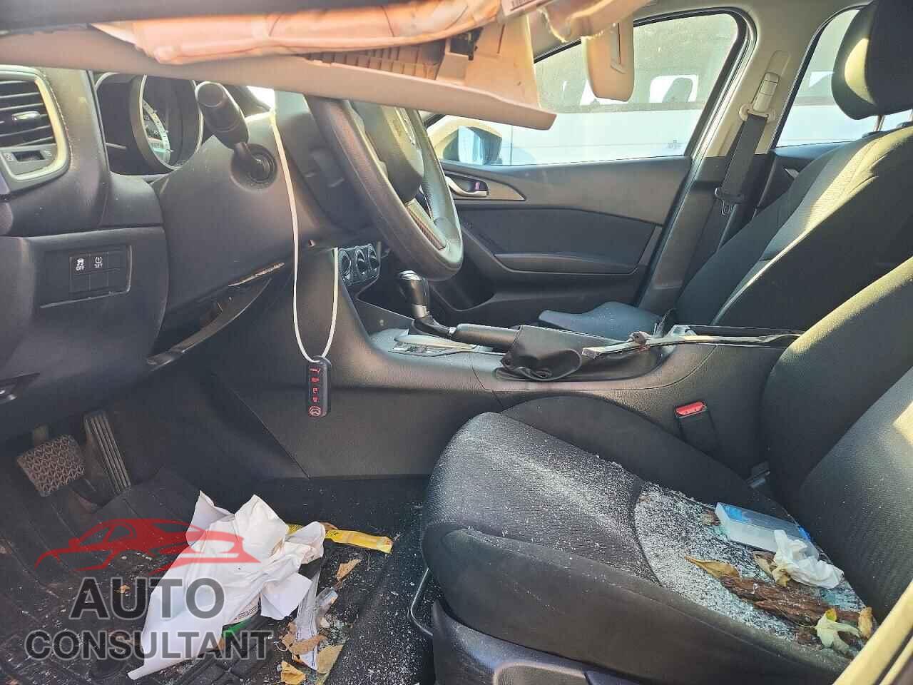 MAZDA 3 2014 - JM1BM1T71E1150101