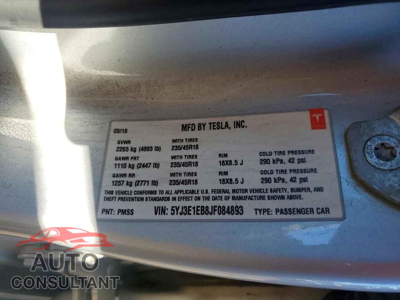 TESLA MODEL 3 2018 - 5YJ3E1EB8JF084893