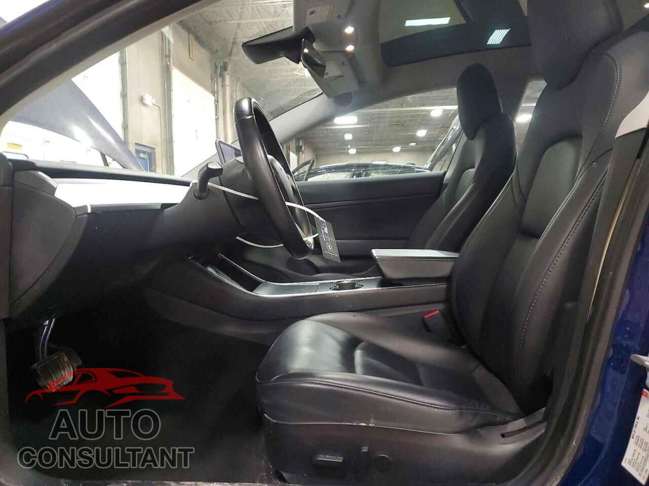 TESLA MODEL 3 2018 - 5YJ3E1EB0JF120463