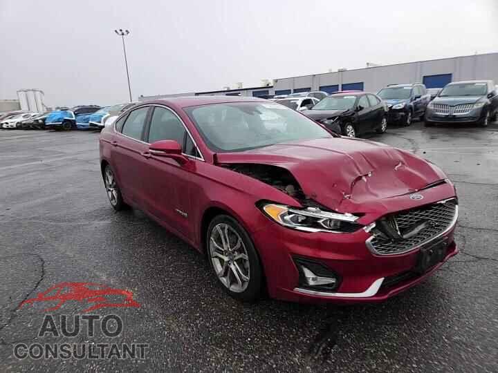 FORD FUSION 2019 - 3FA6P0RU5KR252525
