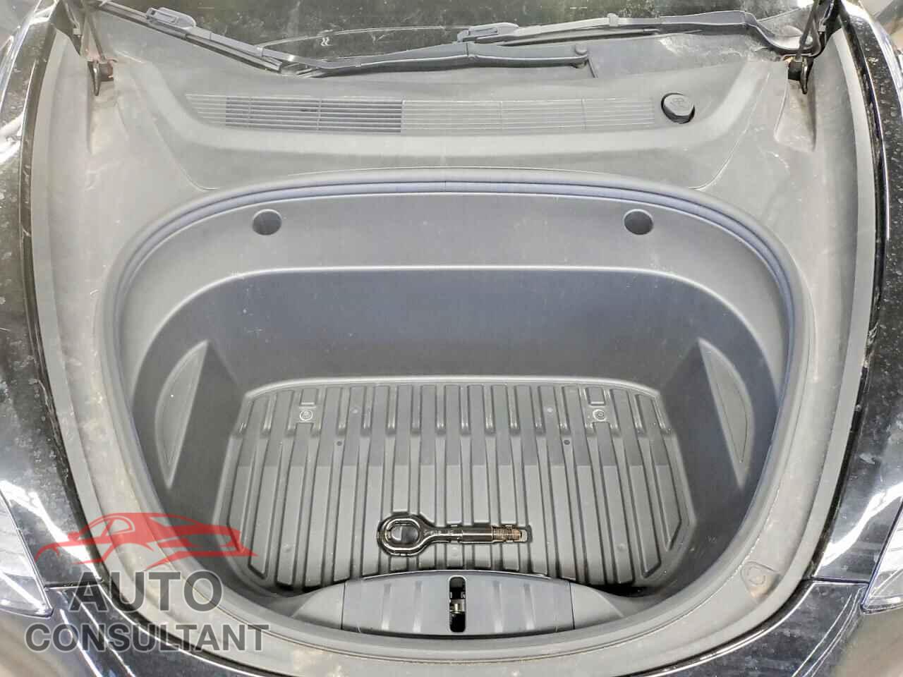 TESLA MODEL 3 2022 - 5YJ3E1EA0NF285846