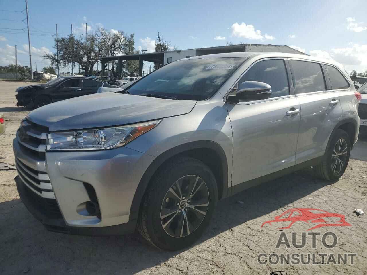 TOYOTA HIGHLANDER 2019 - 5TDZARFH7KS044258